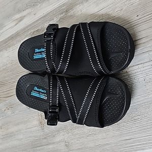 Sketchers slides